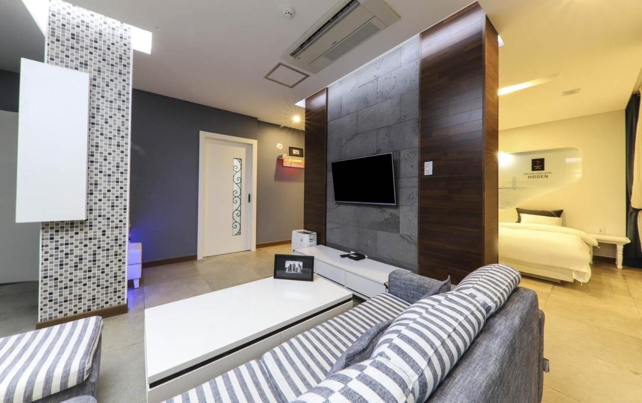 Urban Stay Hotel Gwangju Metropolitan City Exterior foto